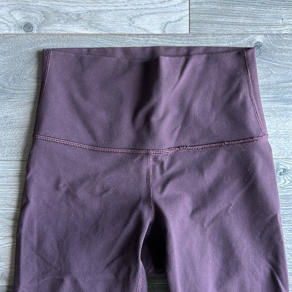 Lululemon High Rise Wunder Under Cropped Legging - Picture 3 of 8